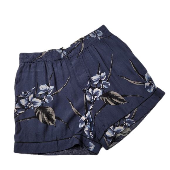 Ganni Iris Orchid 1581 Akina Crepe Navy Cuffed Shorts size Small style F1377 - Picture 1 of 10
